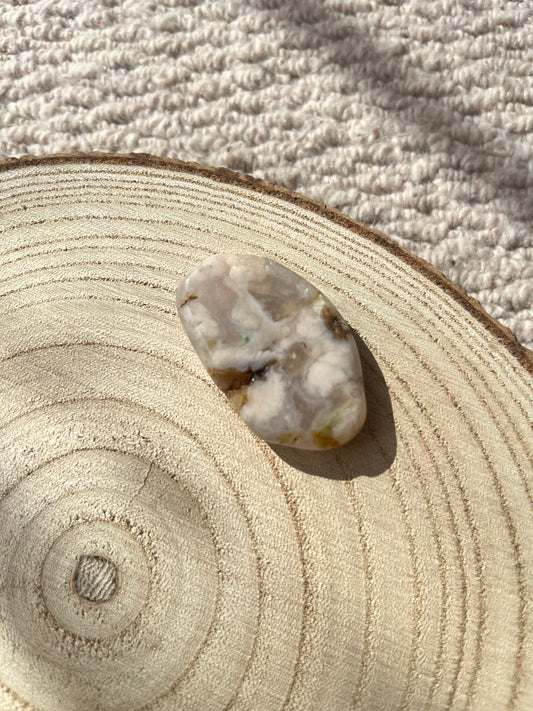 Flower Agate ~ Smooth Stone no.32