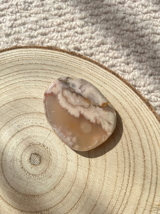 Flower Agate ~ Smooth Stone no.40