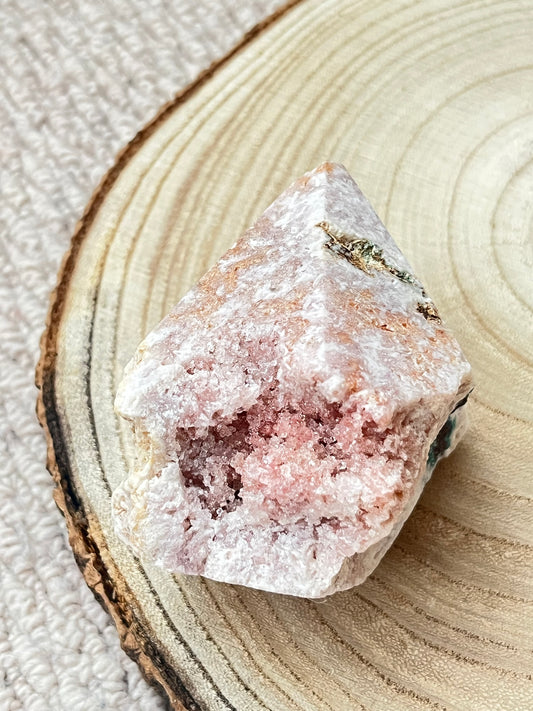 Pink Amethyst top polished point druzy no.13