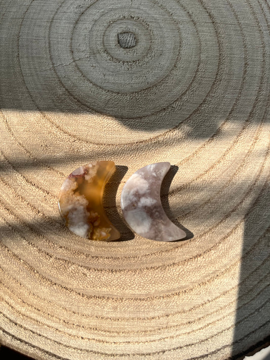 Flower Agate ~ Moon no.44