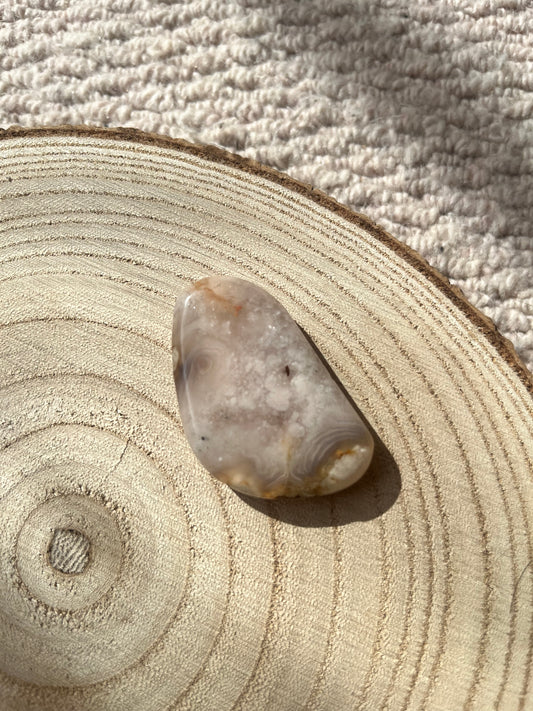 Flower Agate ~ Smooth Stone no.33