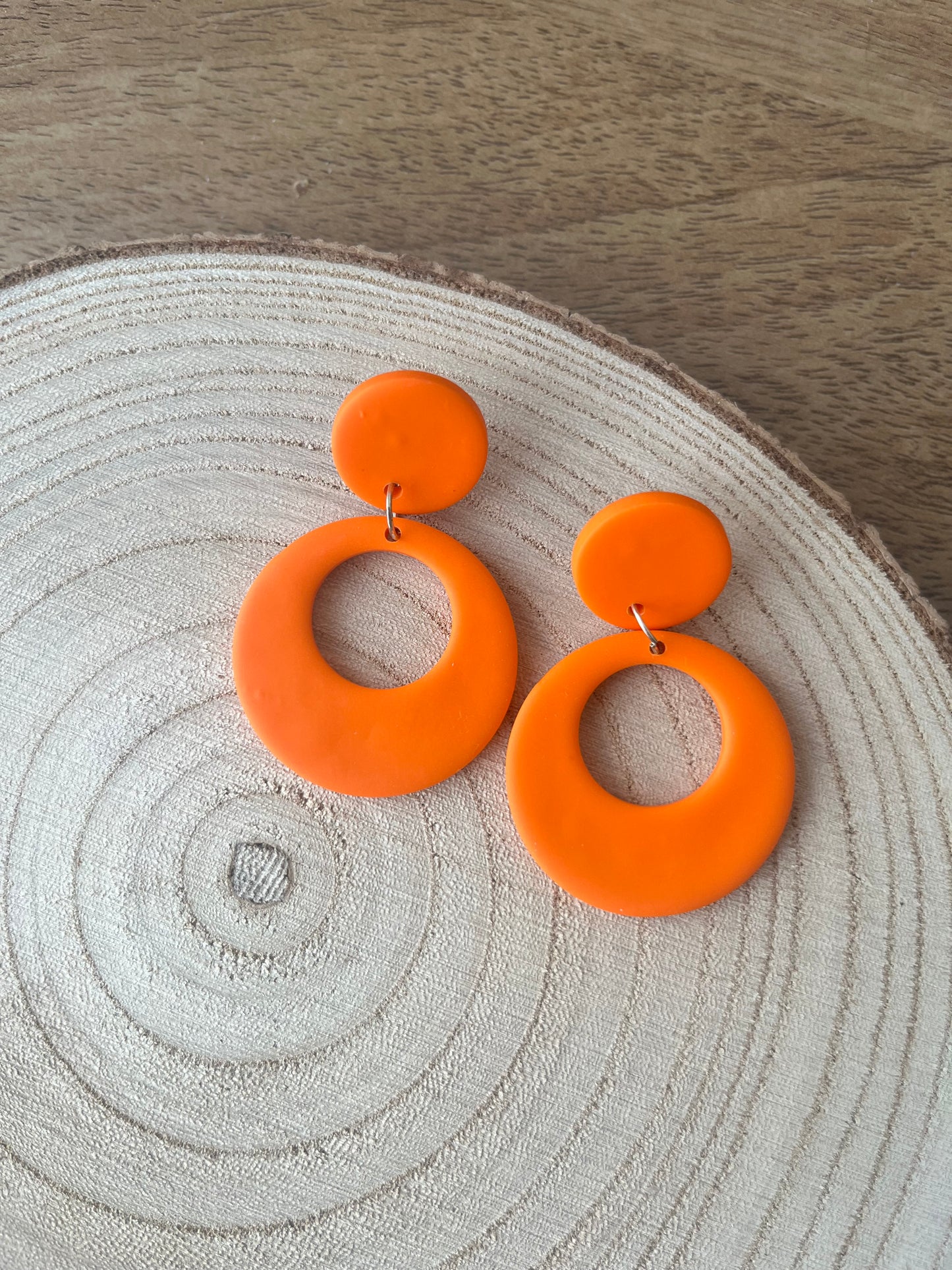 Le Classic ~ 60s Mod Retro Circle Earrings