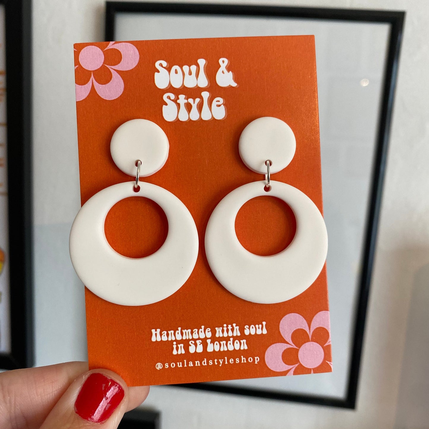 Le Classic ~ 60s Mod Retro Circle Earrings