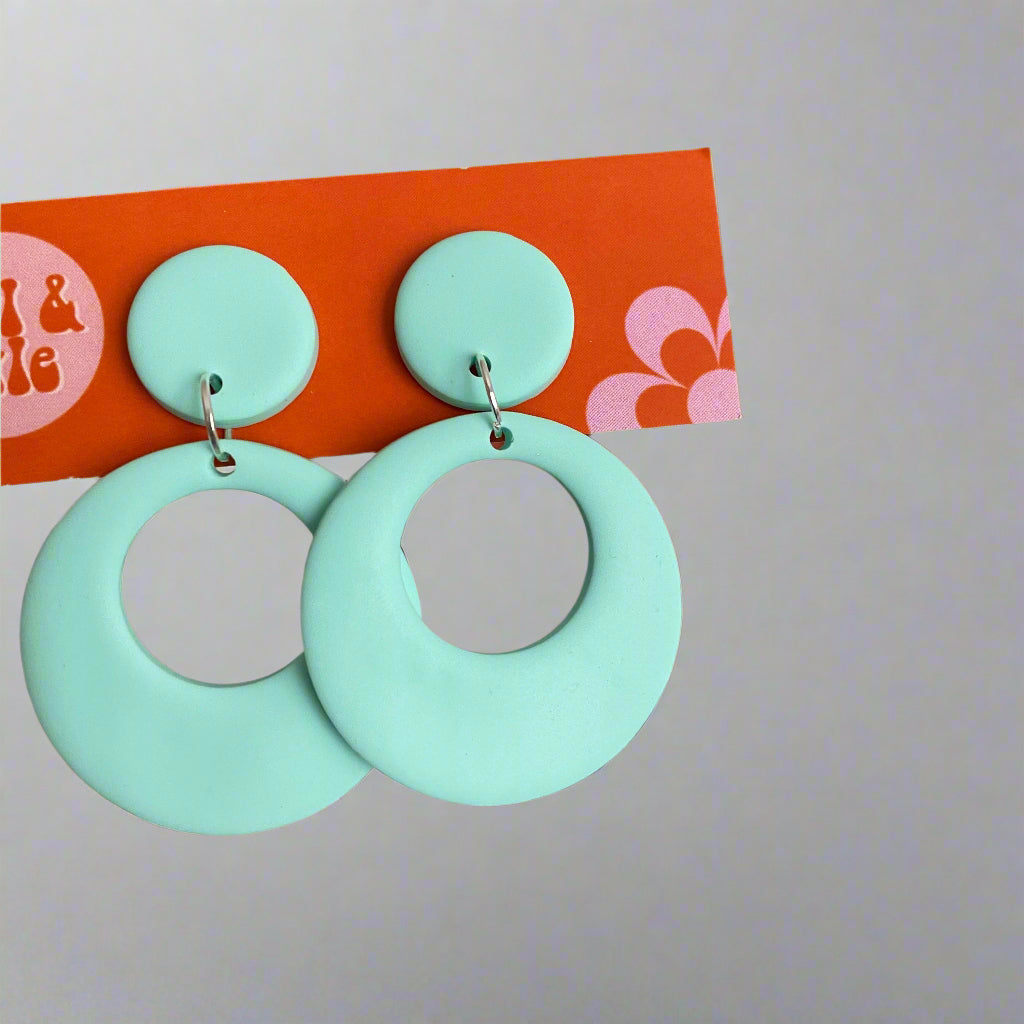 Le Classic ~ 60s Mod Retro Circle Earrings