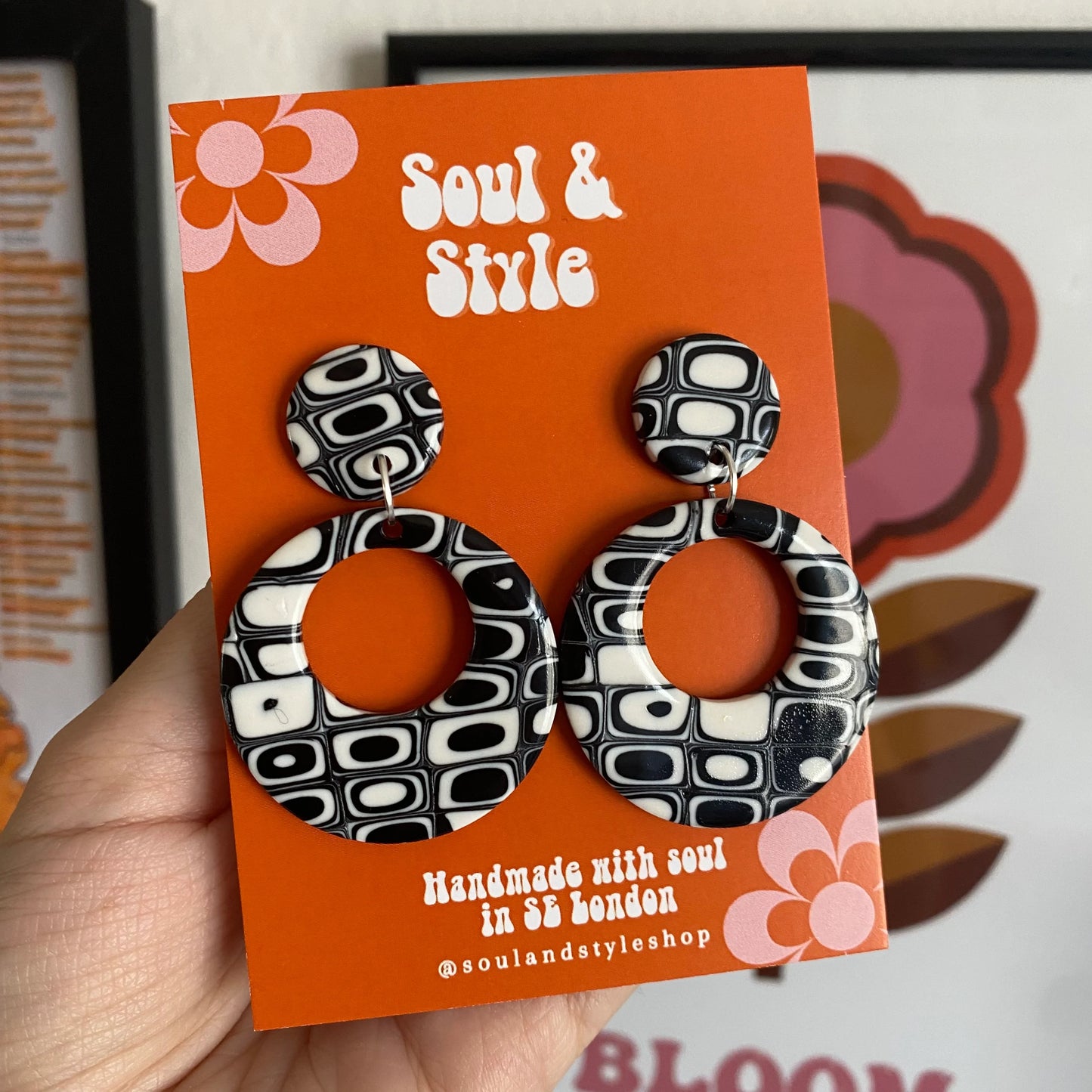 MONOCHROME ~ granny square 60s 70s retro earrings ~ circle hoops