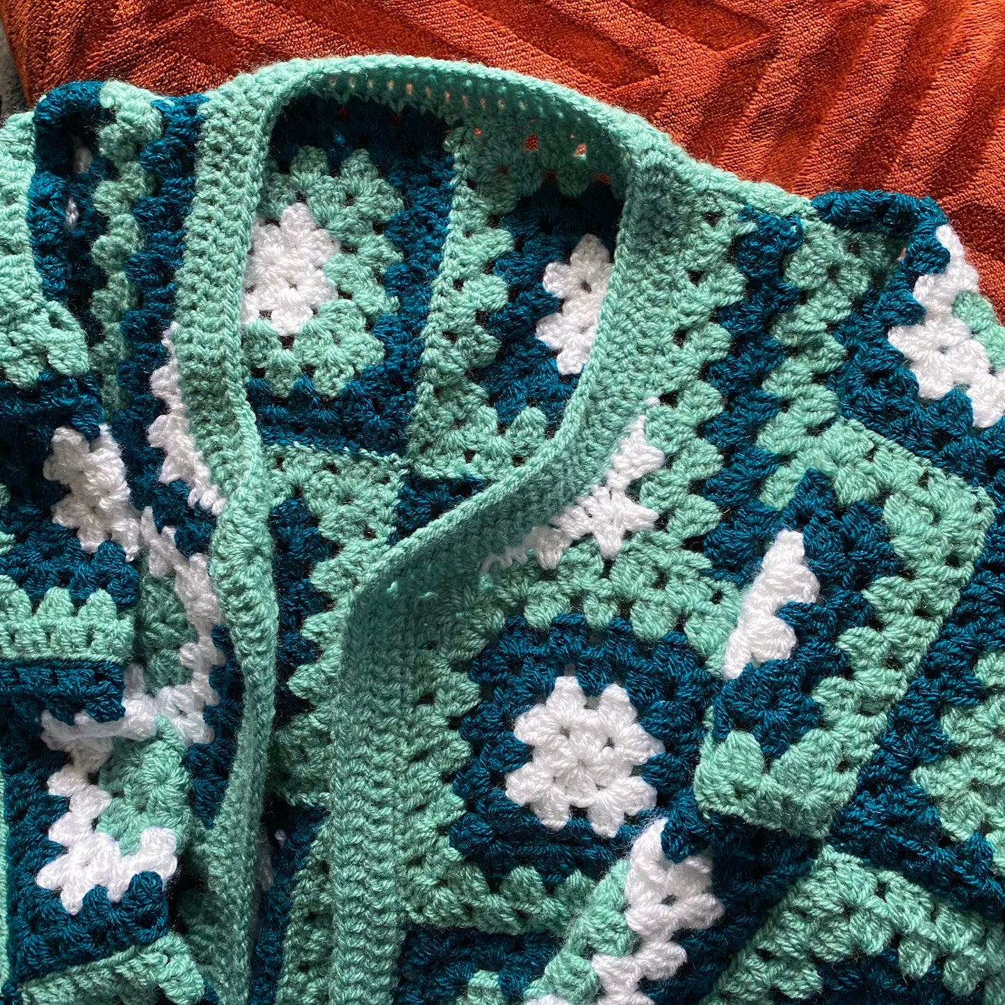 The FARRAH ~ S/M retro 60s 70s handmade crochet granny square cardigan